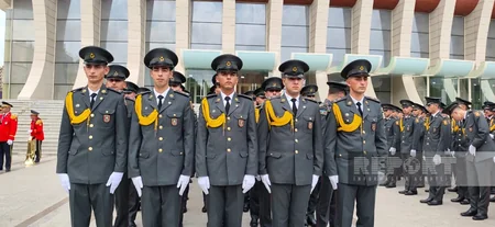 Bakıda hərbi orkestrlərin müşayiəti ilə yürüşlər başlayıb