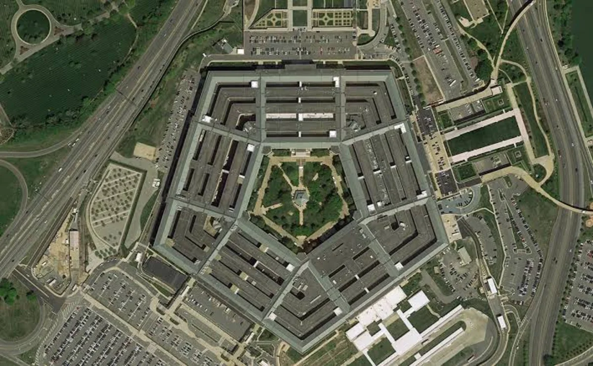 Pentagon revises doctrine on AI use in combat