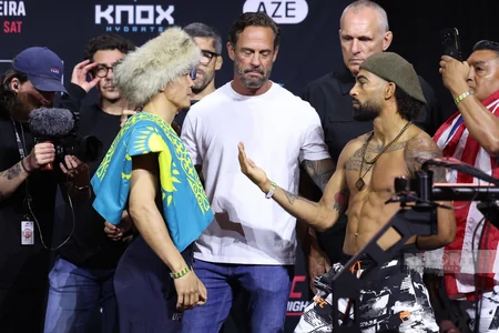 Bakıdakı UFC turnirindən əvvəl döyüşçülər üz-üzə gəliblər