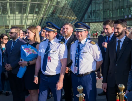 AZAL-ın ilk yeni nəsil Airbus A321neo təyyarəsi Bakıya çatıb