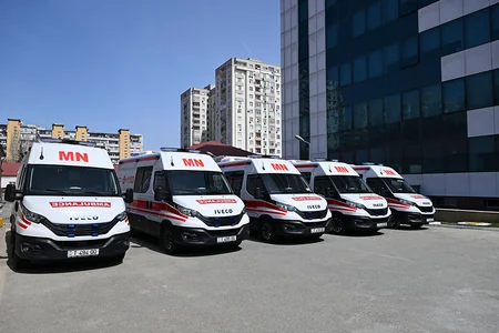 Zakir Həsənov yeni istifadəyə verilən idman zalında və Baş Klinik Hospitalda yaradılan şəraitlə tanış olub