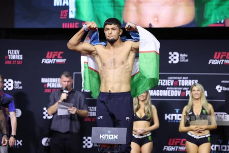 Bakıdakı UFC turnirindən əvvəl döyüşçülər üz-üzə gəliblər
