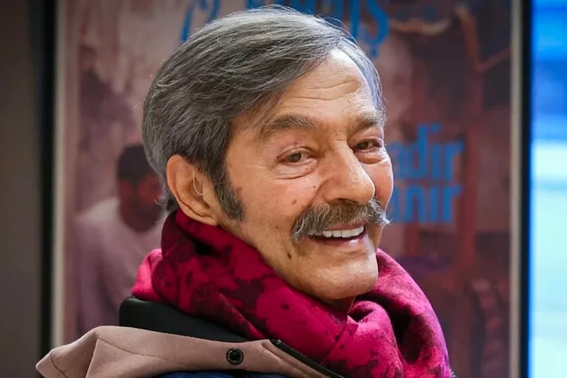 Kadir İnanır vəfat edib