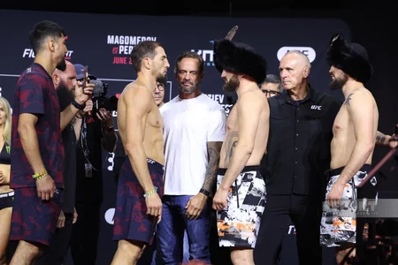 Bakıdakı UFC turnirindən əvvəl döyüşçülər üz-üzə gəliblər