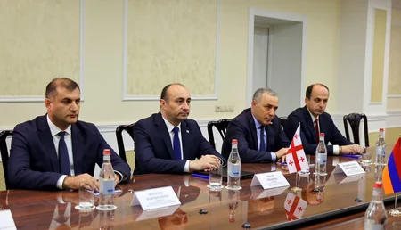 Gürcüstanın DTX rəisi Ermənistanda təhlükəsizlik çağırışları barədə danışıqlar aparıb