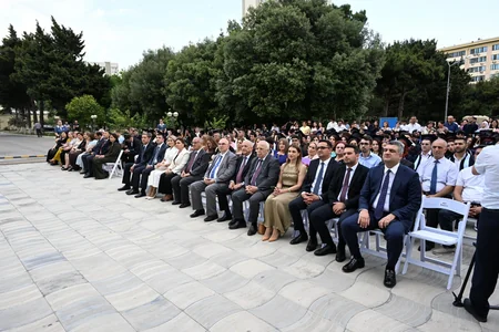 Azərbaycan Əmək və Sosial Münasibətlər Akademiyasında Məzun günü qeyd olunub