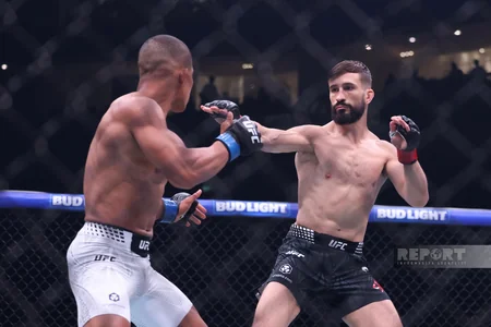 UFC Fight Night Baku: Gecənin ikinci əsas döyüşündə Maqomedov Pereyranı məğlub edib - YENİLƏNİB-4