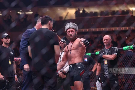 Rafael Fiziyev Bakıdakı UFC turnirinin əsas döyüşündə qələbə qazanıb