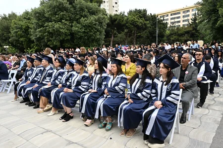 Azərbaycan Əmək və Sosial Münasibətlər Akademiyasında Məzun günü qeyd olunub