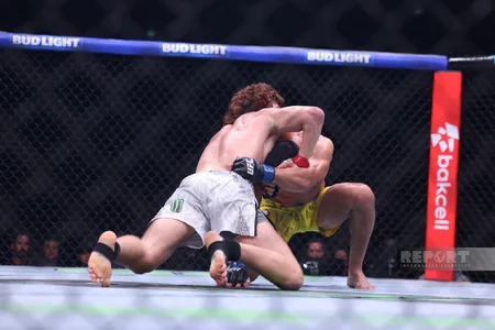 UFC Fight Night Baku: Gecənin ikinci əsas döyüşündə Maqomedov Pereyranı məğlub edib - YENİLƏNİB-4