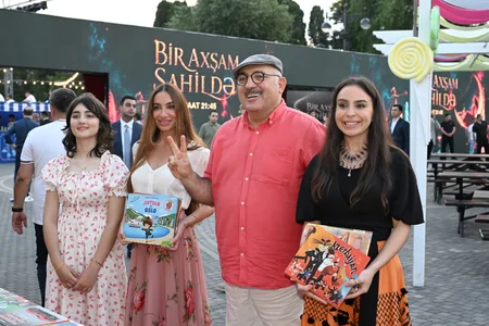 Leyla Əliyeva və Arzu Əliyeva CandyFest yay festivalını ziyarət edib və Sehrli mirvari su sirki şousunu izləyiblər