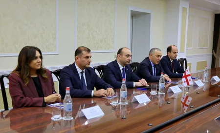 Gürcüstanın DTX rəisi Ermənistanda təhlükəsizlik çağırışları barədə danışıqlar aparıb
