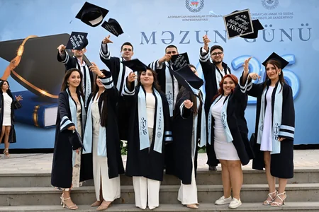 Azərbaycan Əmək və Sosial Münasibətlər Akademiyasında Məzun günü qeyd olunub