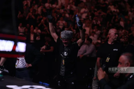 Rafael Fiziyev Bakıdakı UFC turnirinin əsas döyüşündə qələbə qazanıb