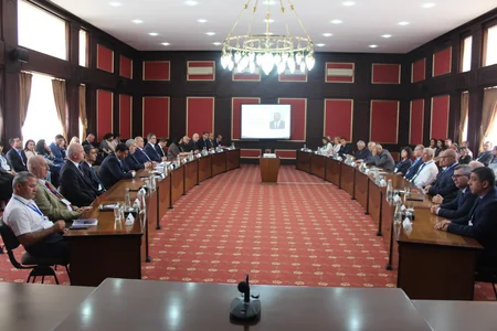 Naxçıvan memarlıq məktəbi və ənənələrinə dair respublika elmi konfransı keçirilib