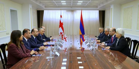 Gürcüstanın DTX rəisi Ermənistanda təhlükəsizlik çağırışları barədə danışıqlar aparıb