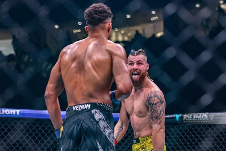 Bakıda tarixi UFC gecəsi: Fiziyevdən möhtəşəm qələbə - FOTOREPORTAJ