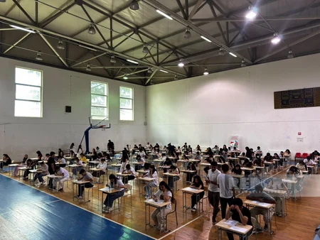 Marneulidə azərbaycanlı abituriyentlər üçün ödənişsiz sınaq imtahanı keçirilib