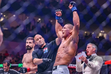 Bakıda tarixi UFC gecəsi: Fiziyevdən möhtəşəm qələbə - FOTOREPORTAJ