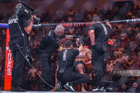 Bakıda tarixi UFC gecəsi: Fiziyevdən möhtəşəm qələbə - FOTOREPORTAJ