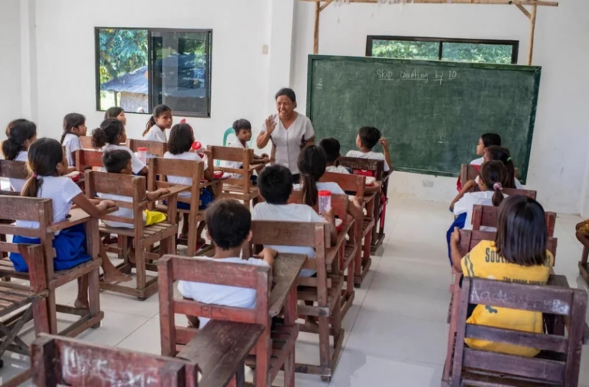 Philippine school suspends classes over alleged shooting threat
