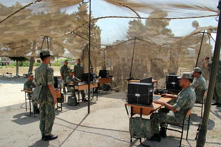 Azerbaijani Army conducts demonstration classes with new officers