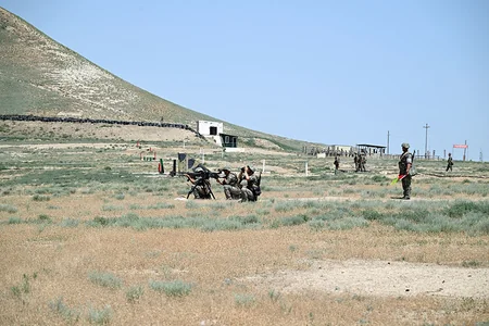 Azerbaijani Army conducts demonstration classes with new officers