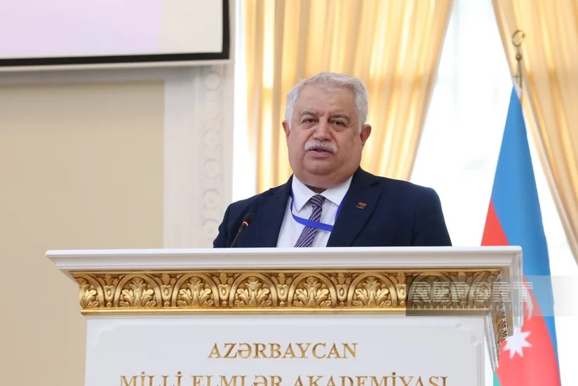 Muzaffer Şeker: Türkiyədə Birinci Türkoloji Qurultaydakı müzakirələri miras kimi qorumaq vəzifə sayılır