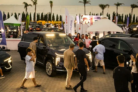 İlk IM Motors LS9 Plug-in-Hybrid Sea Breezedə təqdim olundu