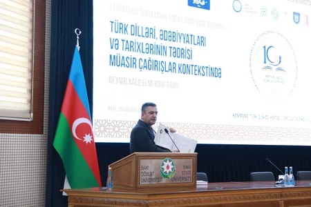BDU-da Birinci Türkoloji Qurultaya həsr olunmuş kitabların təqdimatı keçirilib