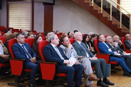 BDU-da Birinci Türkoloji Qurultaya həsr olunmuş kitabların təqdimatı keçirilib