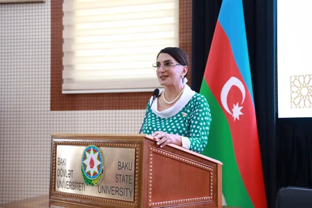 BDU-da Birinci Türkoloji Qurultaya həsr olunmuş kitabların təqdimatı keçirilib