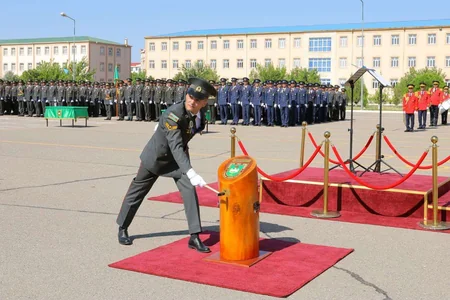 Naxçıvan Hərbi Kollecinin ilk məzun buraxılış mərasimi keçirilib