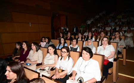 Leyla Əliyeva Onlardan biri: Emil adlı anım tədbirində iştirak edib