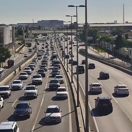 Bakıda 5 istiqamətdə tıxac müşahidə olunur