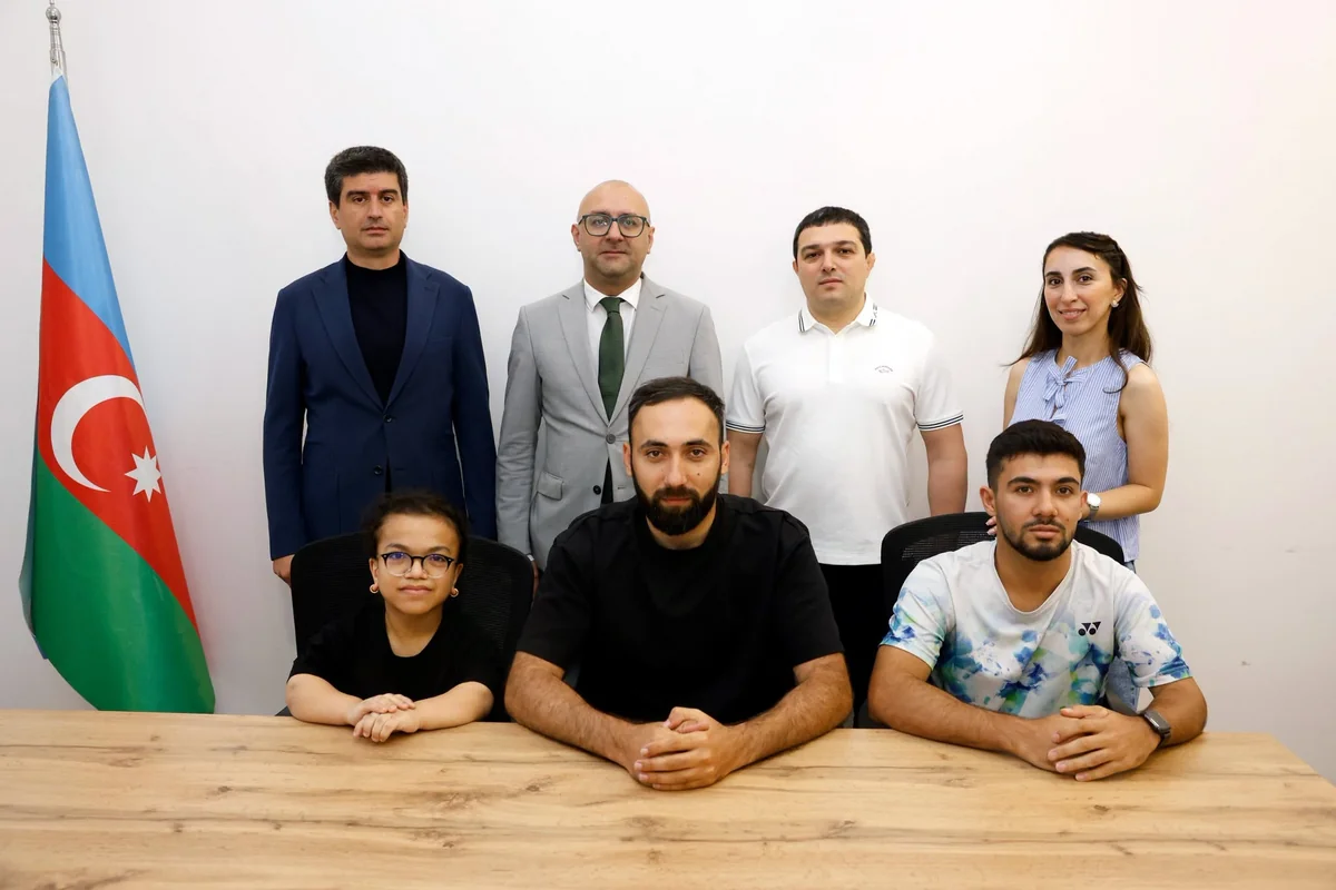 Milli Paralimpiya Komitəsində parabadmintonçularla görüş keçirilib