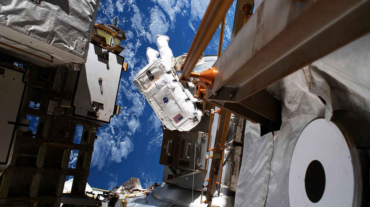 NASA astronavtları Canadarm2nin təmirindən sonra açıq kosmosa çıxışı başa vurublar
