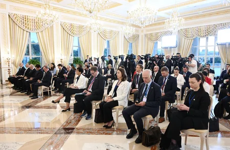 İlham Əliyev və Ursula Fon der Lyayen mətbuata bəyanatlarla çıxış ediblər - YENİLƏNİB