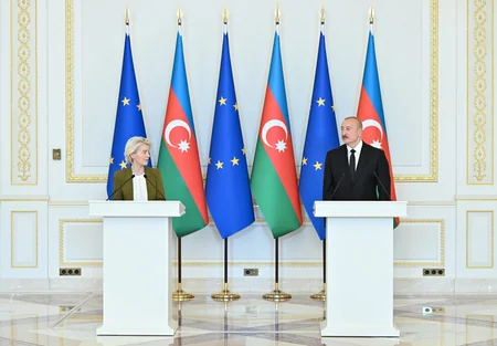 İlham Əliyev və Ursula Fon der Lyayen mətbuata bəyanatlarla çıxış ediblər - YENİLƏNİB