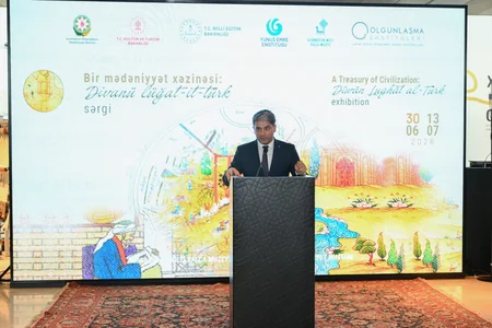 Azərbaycan Milli Xalça Muzeyində Bir mədəniyyət xəzinəsi: Divanü lüğat-it-türk sərgisi açılıb