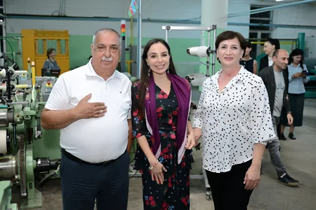 Leyla Əliyeva Azəripək ASC-nin fəaliyyəti ilə yaxından tanış olub