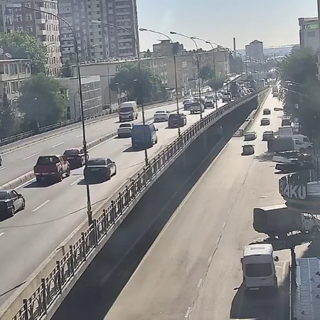 Bakıda 5 istiqamətdə tıxac müşahidə olunur