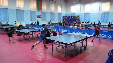 Bakıda keçirilən stolüstü tennis üzrə respublika birinciliyinə yüzdən çox idmançı qatılıb