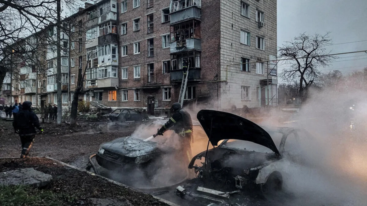 Russia attacks 3 regions of Ukraine: 4 killed, 56 injured
