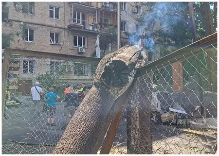 Rusiyanın hava zərbələrinə məruz qalan Kiyevdən - FOTOREPORTAJ