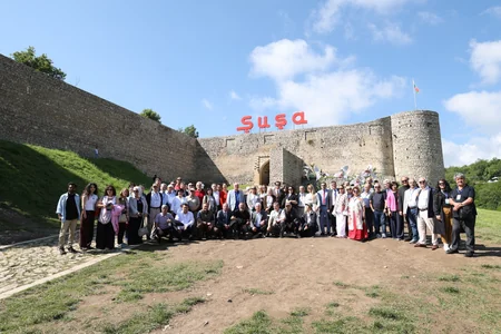 Türk Dünyası Həftəsinin iştirakçıları Şuşanın tarixi-mədəni irsi ilə tanış olublar