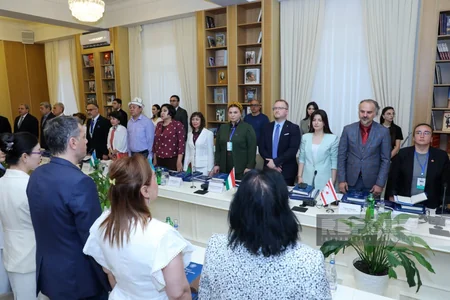 Birinci Türkoloji Qurultayın 100 illiyinə həsr olunmuş nəşrlərin təqdimatı olub