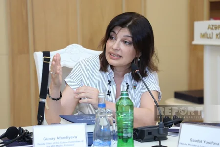 Birinci Türkoloji Qurultayın 100 illiyinə həsr olunmuş nəşrlərin təqdimatı olub