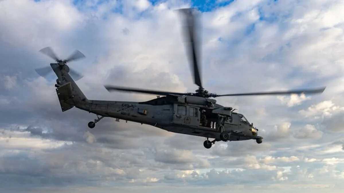ABŞ-nin hərbi helikopteri Ərəbistan dənizində qəza enişi edib