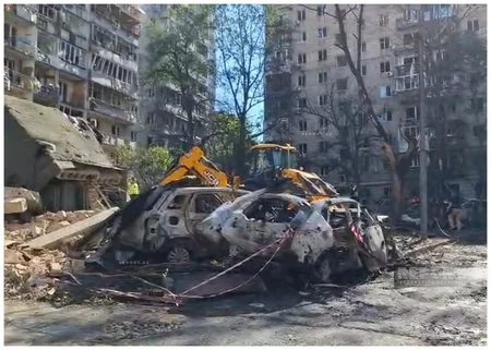 Rusiyanın hava zərbələrinə məruz qalan Kiyevdən - FOTOREPORTAJ